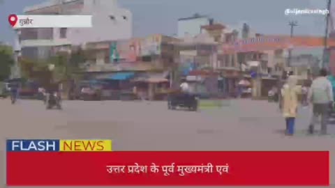 संभल पुलिस ने जाम की स्थिति को देखते हुए बबराला इंद्रा चौक से कराया सड़क को साफ