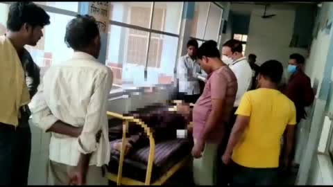 बटियागढ थाना क्षेत्र के अगारा गांव में 11वीं के छात्रों को अज्ञात जहरीले कीड़े ने काटा परिजन लेकर पहुंचे अस्पताल