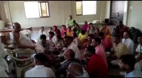 गांव महिदपुर रोड से जैन समाज द्वारा पांच दिवसीय नाकौडा जालौर महातीर्थ यात्रा निकाली गई