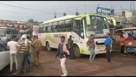 जबलपुर से आने वाली सवारी वाहनों से डिंडोरी में संक्रमण फैलने का बड़ा खतरा जबलपुर में लगातार बढ़ रहे कोरोना संक्रमण के मामले