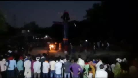 बलरामपुर:कल देर रात्रि में ललिया चौराहे के प्रांगण में जलाया गया रावण का पुतला