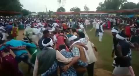 भण्डारशिवनी में धूमधाम से मनाया गया ठाकुर जोहारनी 