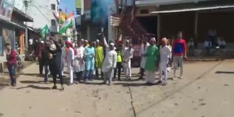पटेरा में मुस्लिम समुदाय ने ईद मिलानुदबी पर जुलूस निकाला