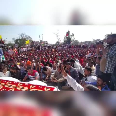 झारखंडी भाषा संघर्ष समिति के द्वारा स्थानीय नीति और बाहरी भाषा के मुद्दे पर बगोदर में निकली विशाल जन आक्रोश महा रैली