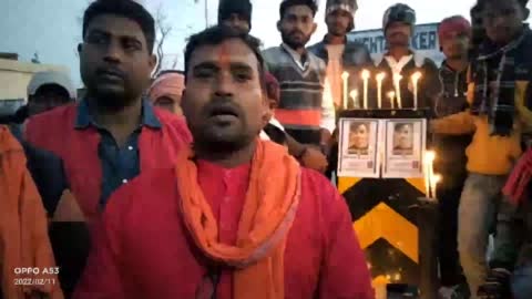 विश्व हिंदू परिषद व बजरंग दल ने रुपेश हत्याकांड को लेकर निकाला कैंडल मार्च