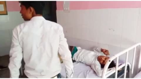 शाहजहांपुर : टेंपू से गिरकर युवक हुआ घायल