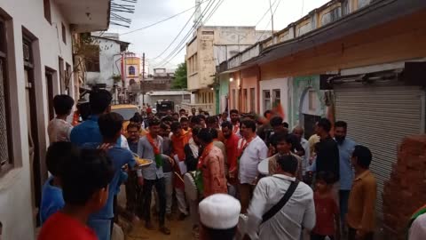 सारंगपुर नगर पालिका वार्ड क्रमांक 4 के उम्मीदवार पंकज पालीवाल जी का वार्ड वासियों ने किया भव्य स्वागत