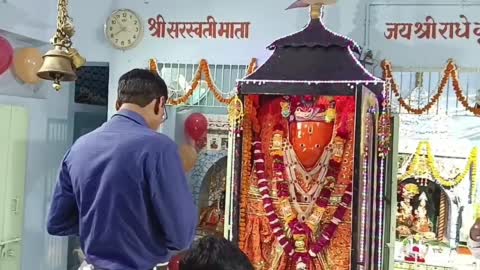 कन्नौज क्षेत्र के तलैया चौकी स्थित संकटमोचन राधा कृष्ण खाटू श्याम मंदिर में सदर एसडीएम ने पहुंचकर किया निरीक्षण, जन्माष्टमी की देखी व्यवस्थाएं 