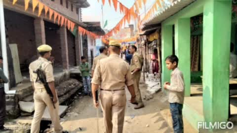 भवानीपुर कलां में पुलिस की मौजूदगी में मूर्ति विसर्जन कराने लिए प्रस्थान कराया गया