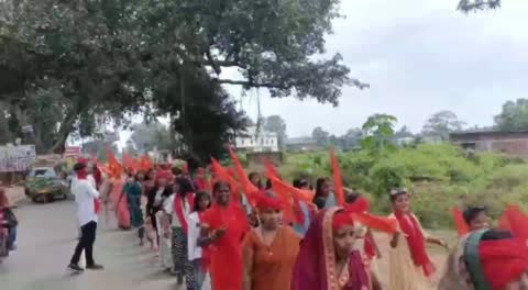 विश्व हिंदू परिषद बजरंग दल मातृशक्ति दुर्गा वाहिनी के द्वारा निकाली गयी भव्य शोभायात्रा