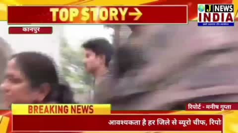 कानपुर पुलिस द्वारा छात्रों की पिटाई परिजनों ने आला अधिकारी से गुहार लगाई