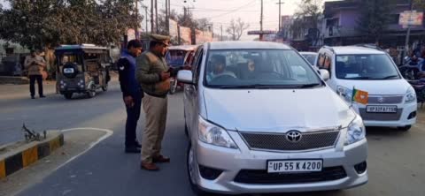 सिद्धार्थनगर इटवा सहित जिले में यातायात नियमों का उल्लंघन करने वाले 31 वाहनों से पुलिस में वसूल किया ₹30500 का शमन शुल्क