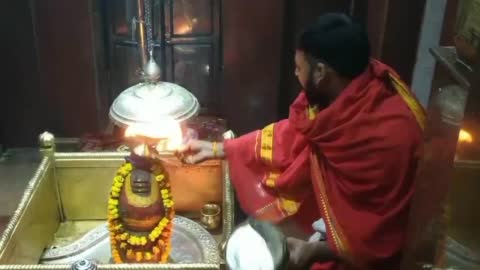 #भदोही  #सेमराधनाथ धाम में आए हुए आप सभी भक्तजनो का हार्दिक स्वागत करता है #प्रधान पुजारी पण्डित श्री सूर्यकान्त पाण्डेय जी शयन आरती ०५/१२/२०२३ योगेश 